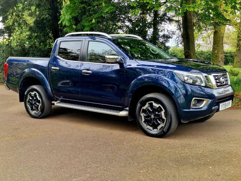 NISSAN NAVARA