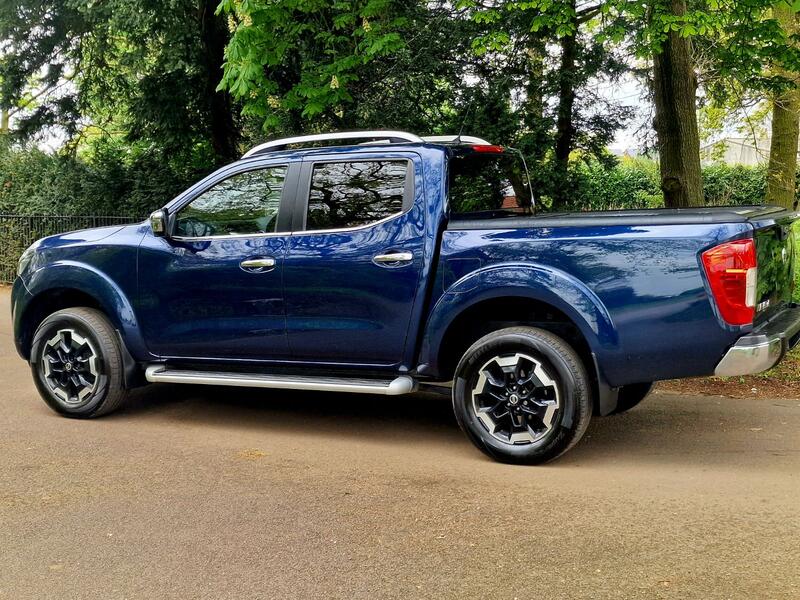 NISSAN NAVARA