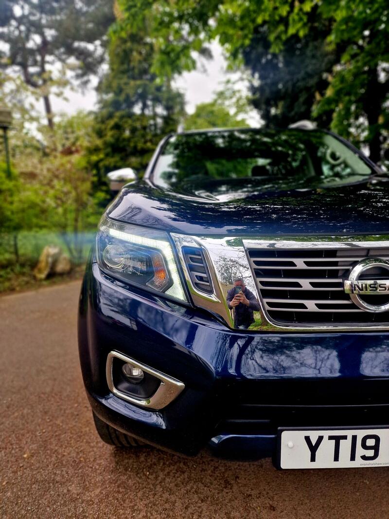 NISSAN NAVARA