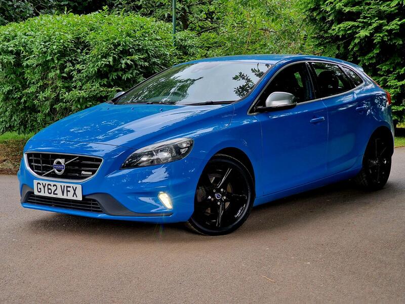 VOLVO V40