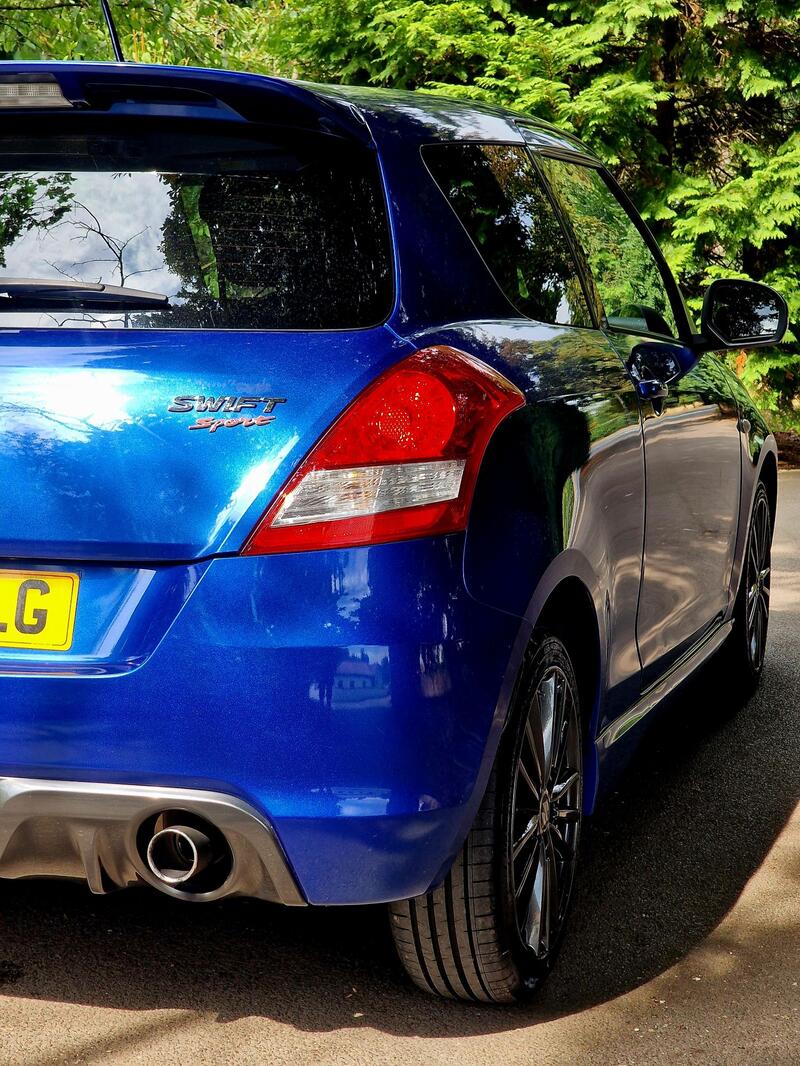 SUZUKI SWIFT