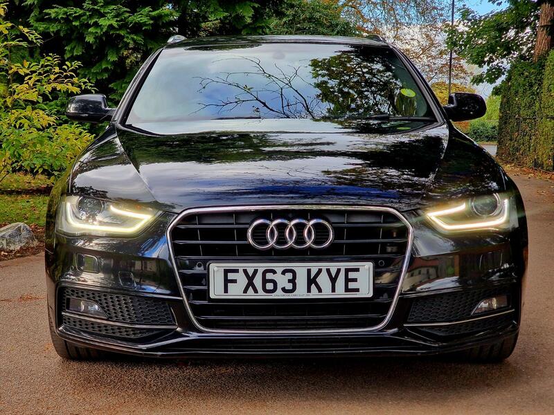 AUDI A4 AVANT
