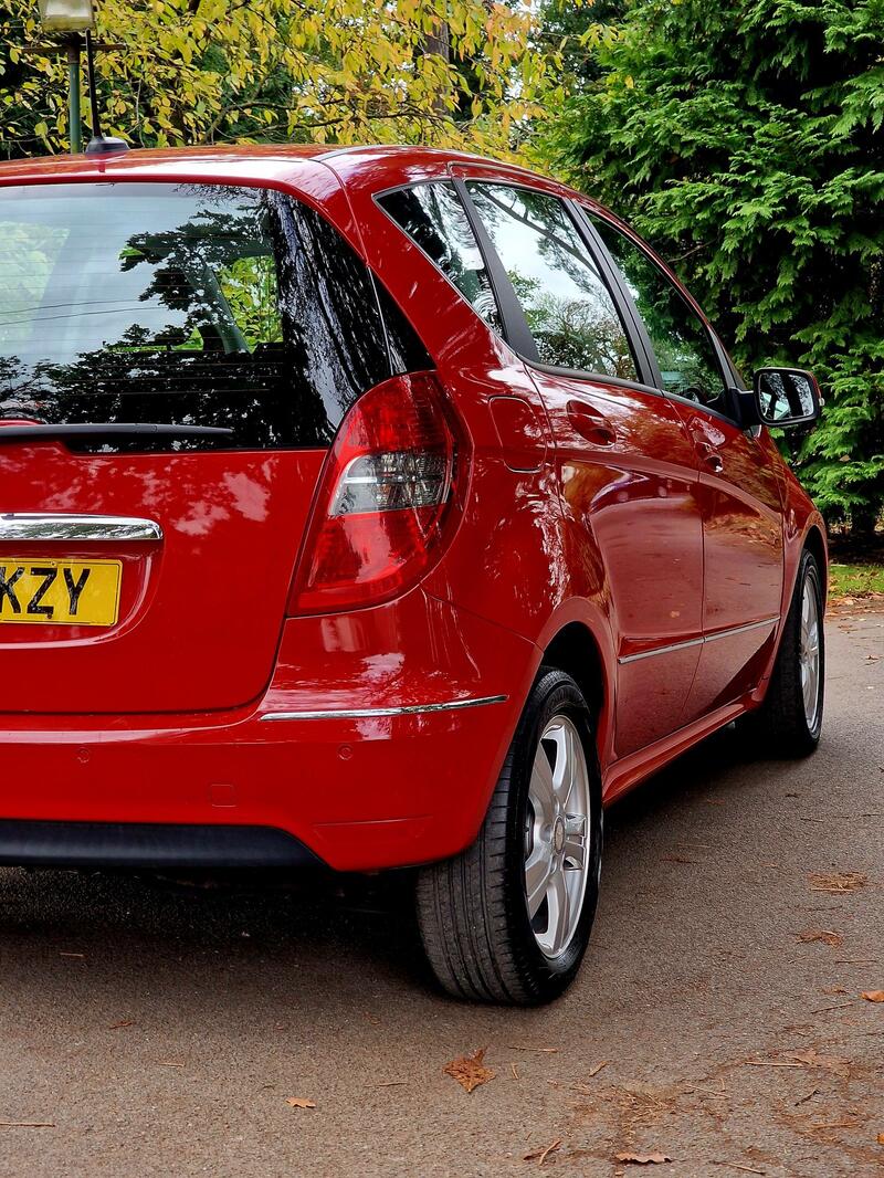 MERCEDES-BENZ A CLASS
