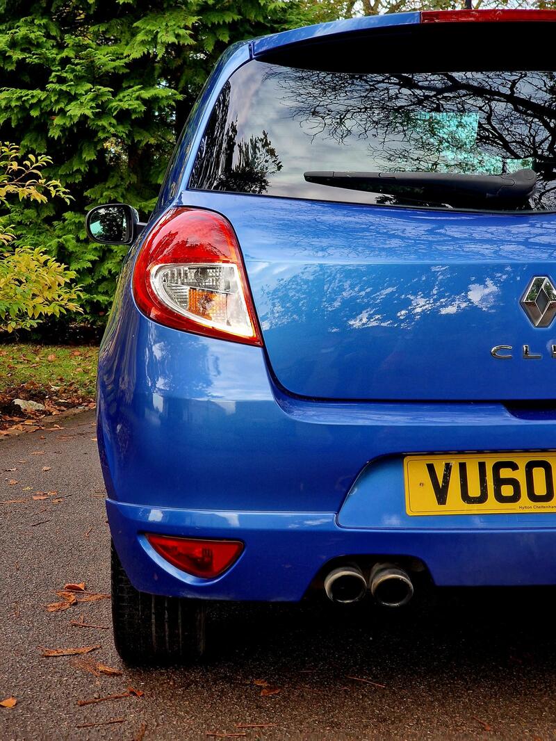 RENAULT CLIO