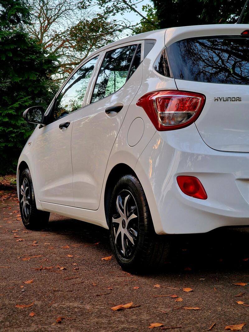 HYUNDAI I10