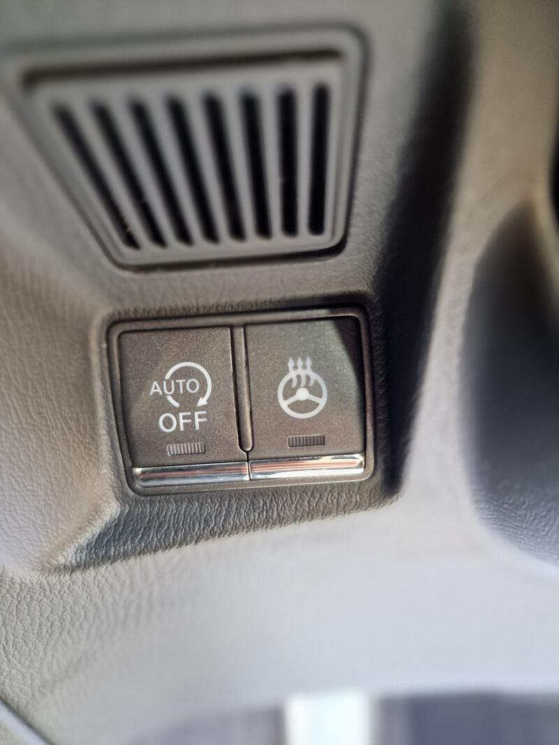 INFINITI Q70