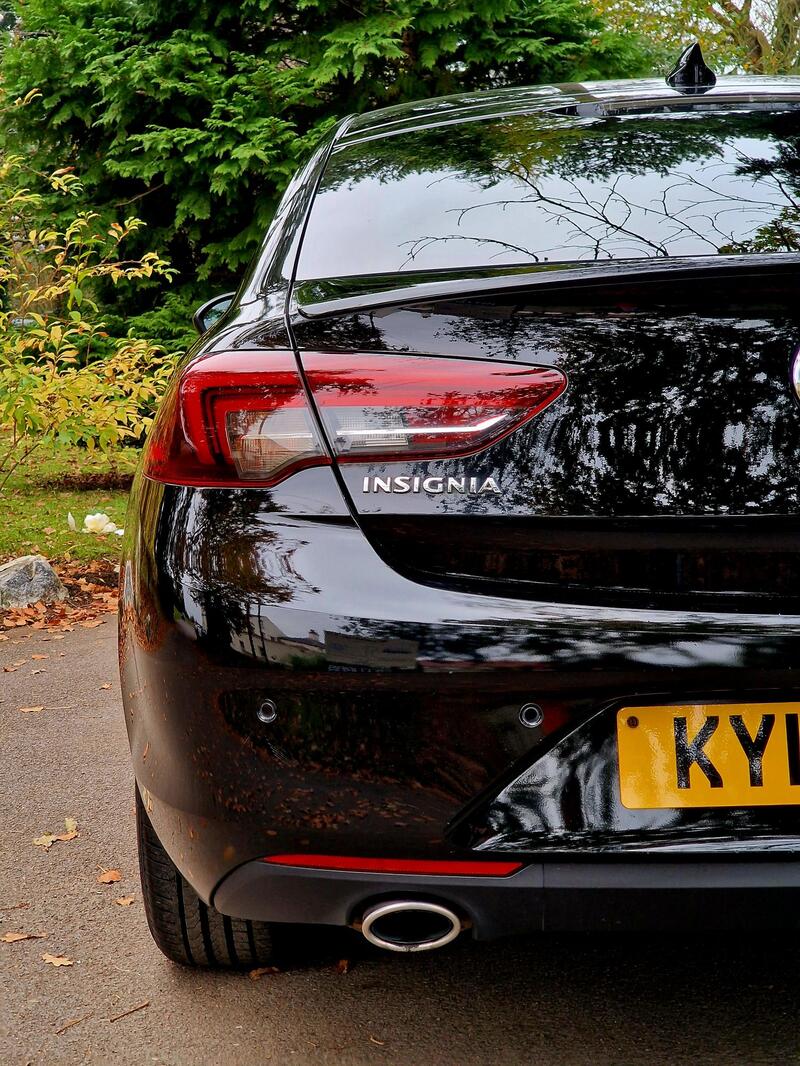 VAUXHALL INSIGNIA