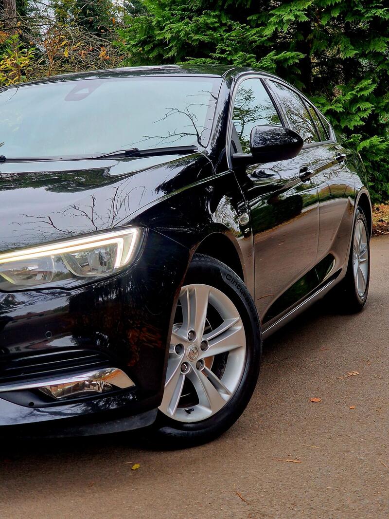 VAUXHALL INSIGNIA