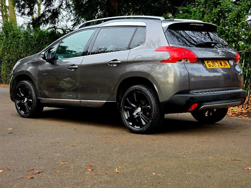 PEUGEOT 2008