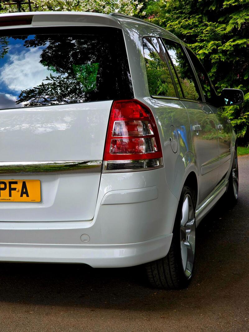 VAUXHALL ZAFIRA
