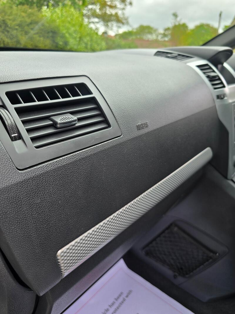 VAUXHALL ZAFIRA