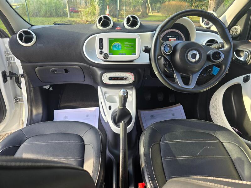 SMART FORFOUR