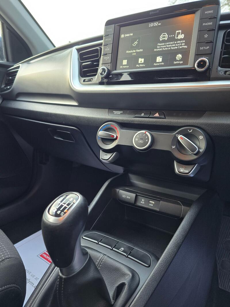 KIA STONIC