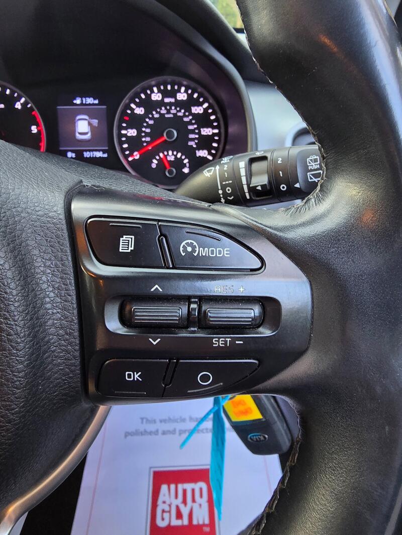 KIA STONIC