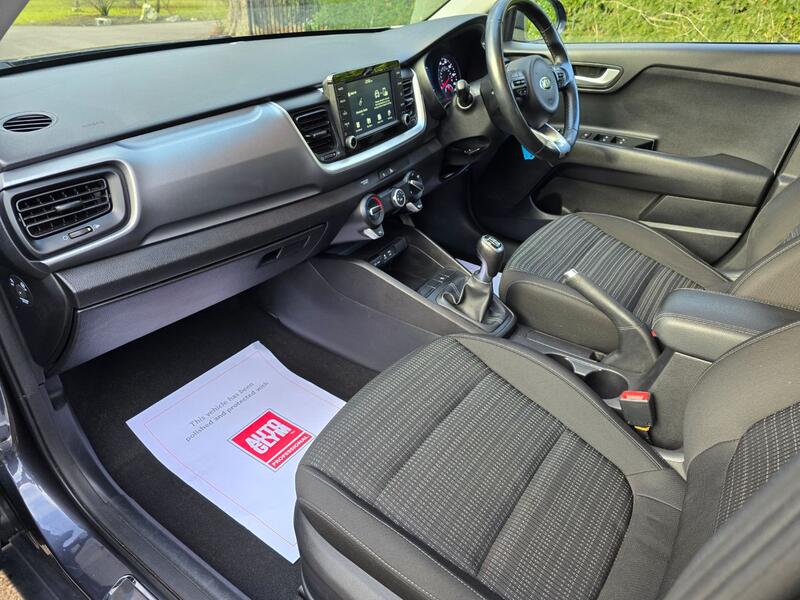 KIA STONIC