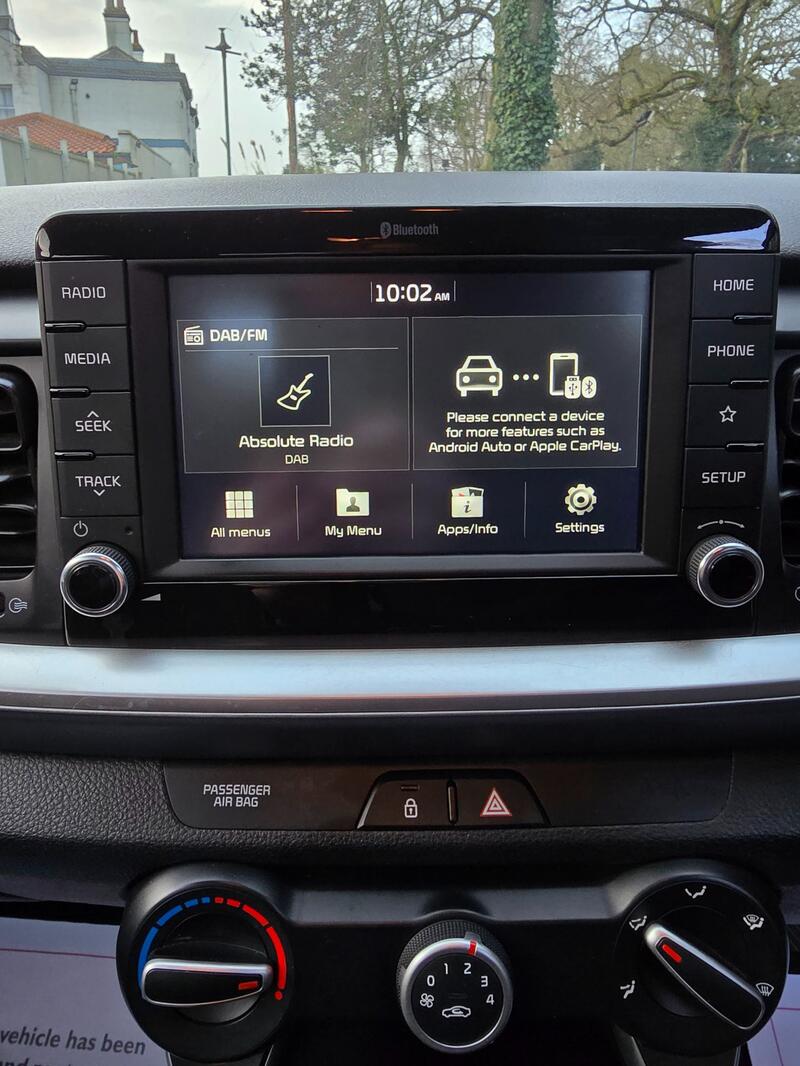 KIA STONIC
