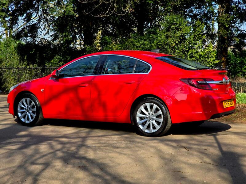 VAUXHALL INSIGNIA