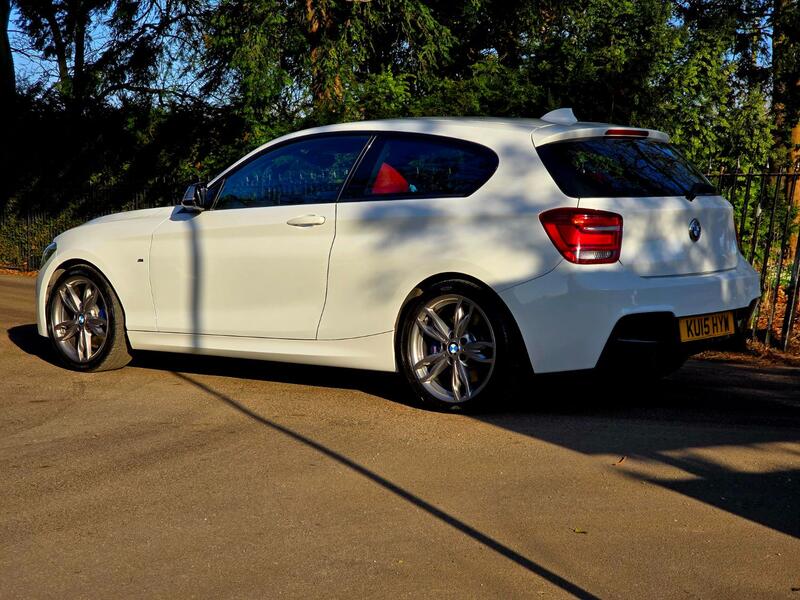 BMW 1 SERIES