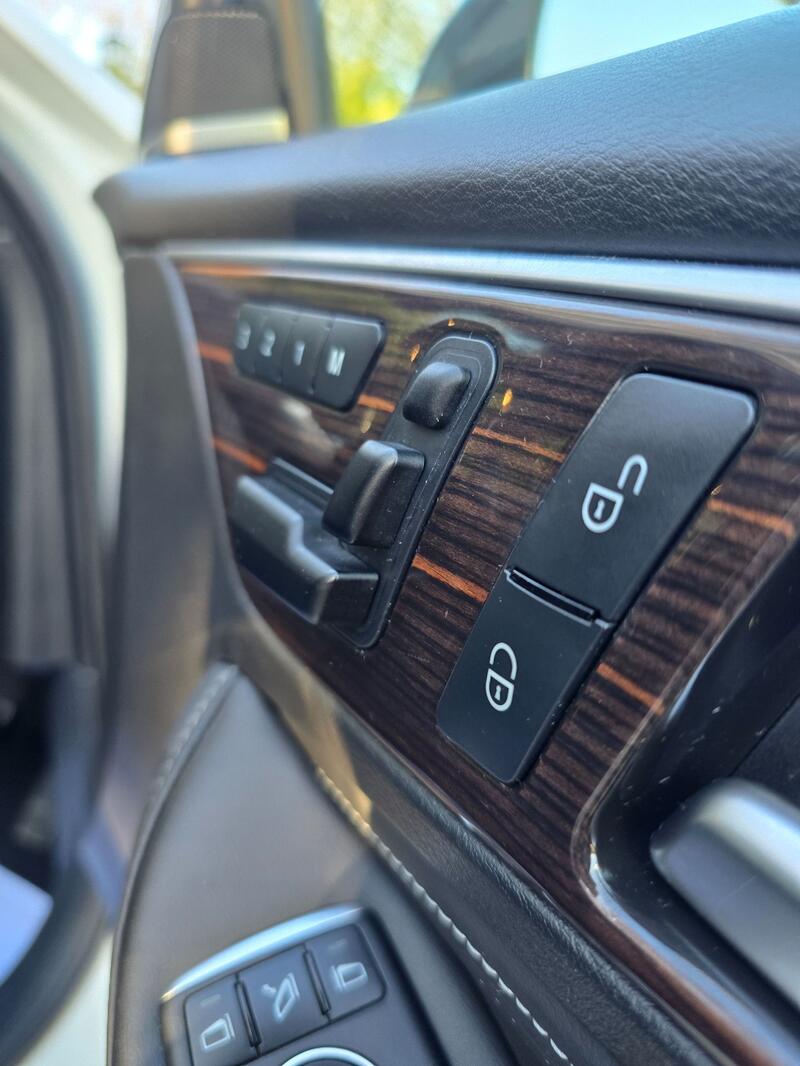 INFINITI Q30