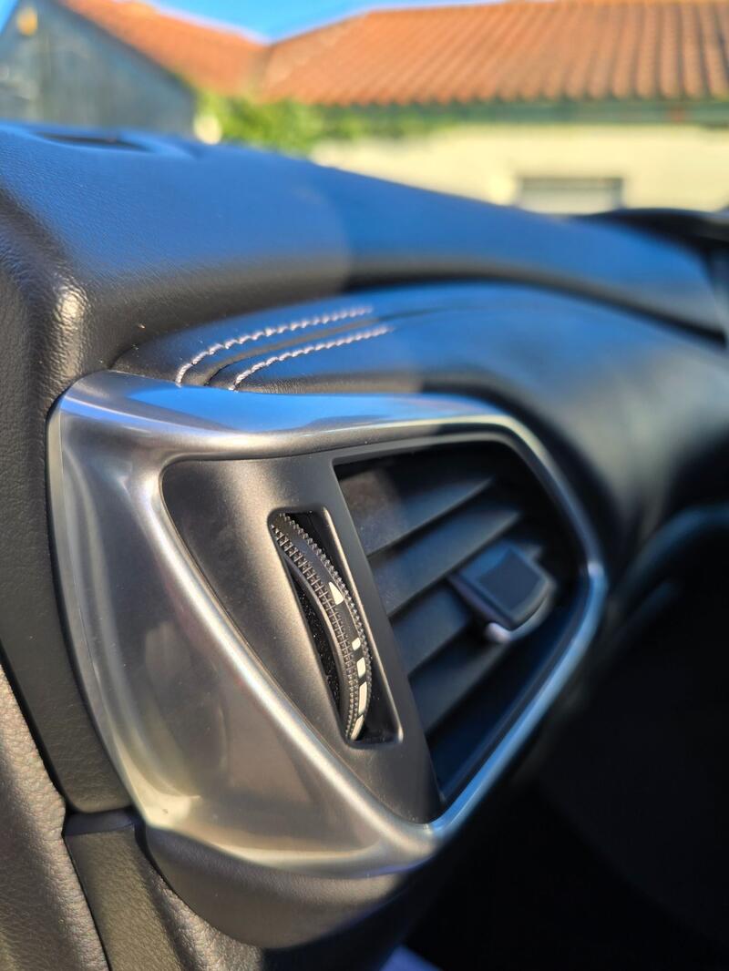 INFINITI Q30