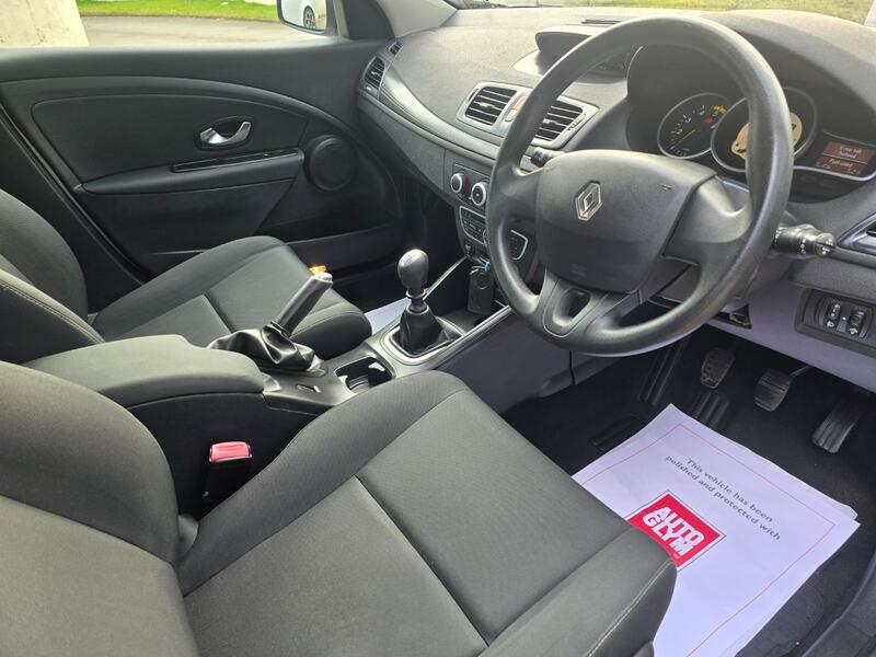 RENAULT MEGANE