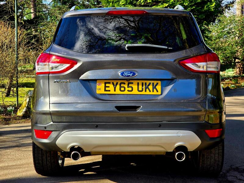 FORD KUGA