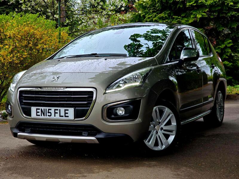 PEUGEOT 3008
